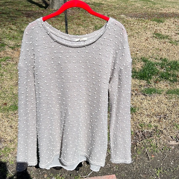 Dleione sweater - Picture 1 of 3
